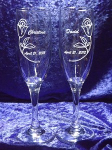 engraved-champagne-glasses